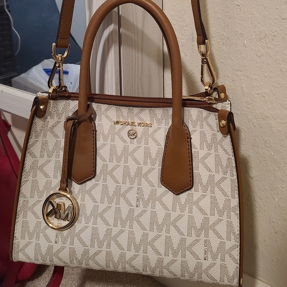 Michael Kors Brown and Cream Signature Satchel - Picture 3 of 15